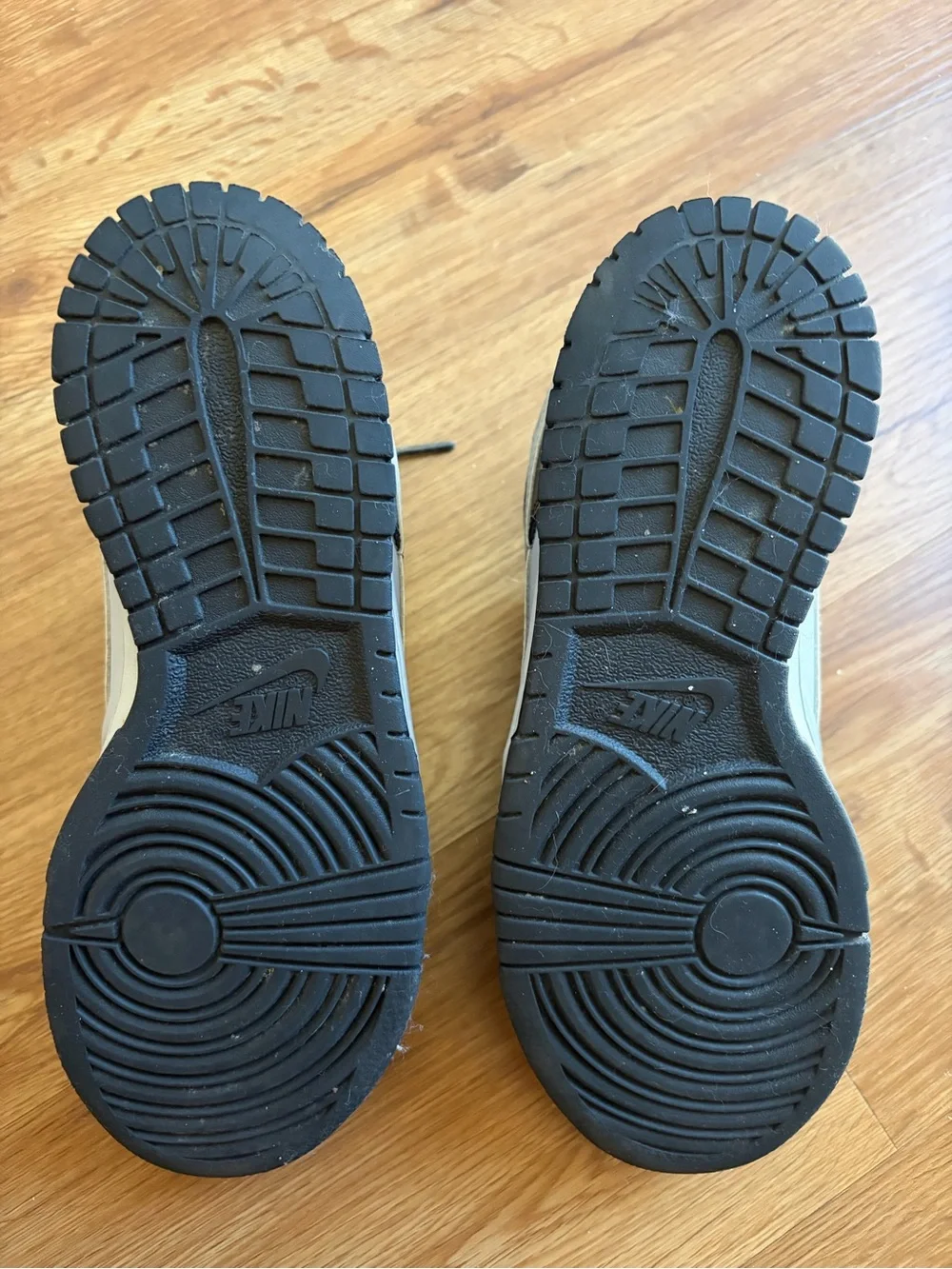 Nike stylish low
